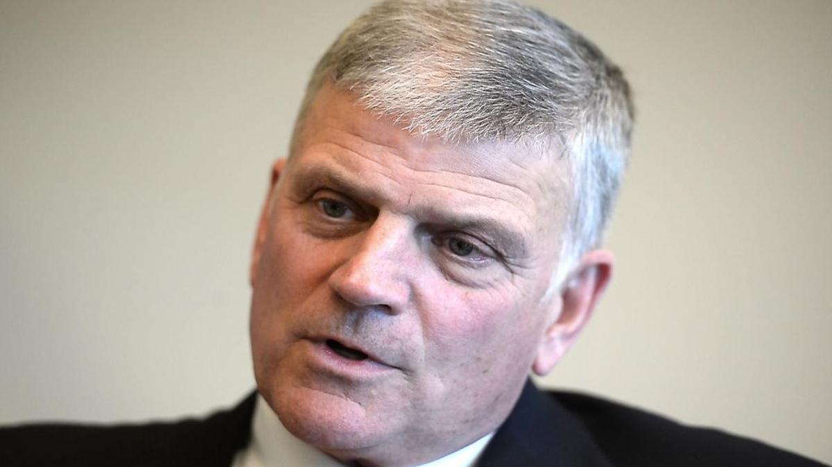 Franklin Graham embarks on a 50-state tour Tuesday in a campaign to get evangelical voters to go to the polls this November.