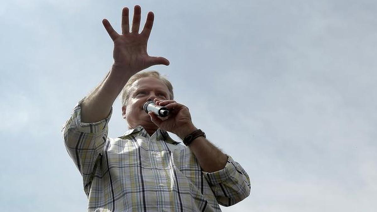 
Democratic presidential candidate, former Virginia Sen. Jim Webb, speaks at the Iowa State Fair on Aug. 13, 2015, in Des Moines, Iowa.
