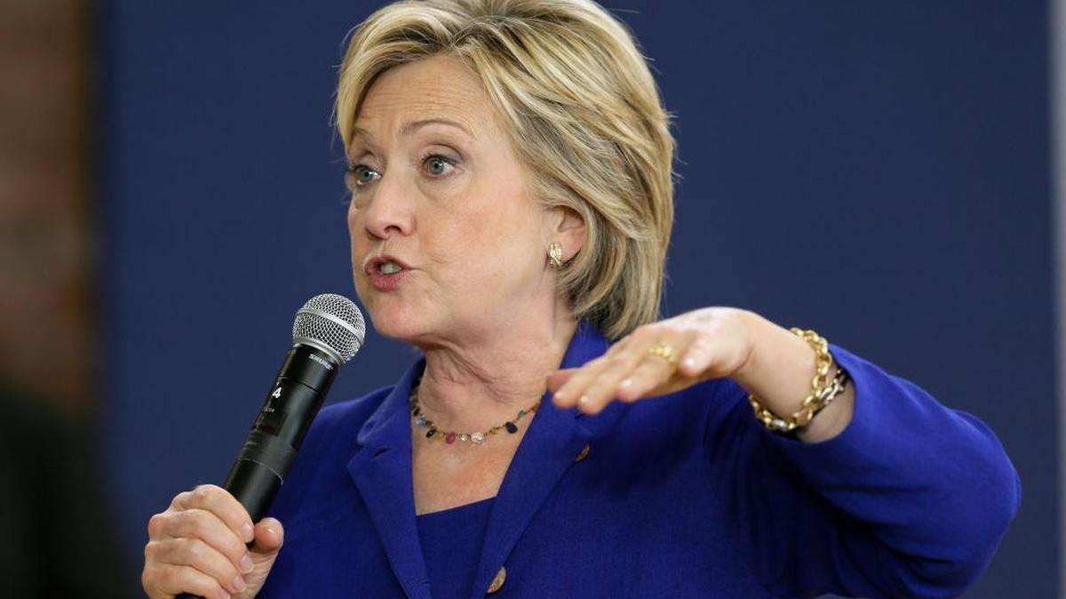 
In this Sept. 22, 2015, file photo, Democratic presidential candidate Hillary Rodham Clinton speaks at Moulton Elementary School in Des Moines, Iowa. Clinton is calling for the repeal of part of President Barack Obama's health care law, the so-called "Cadillac tax" on health insurance that's unpopular with large corporations and unions alike. 
