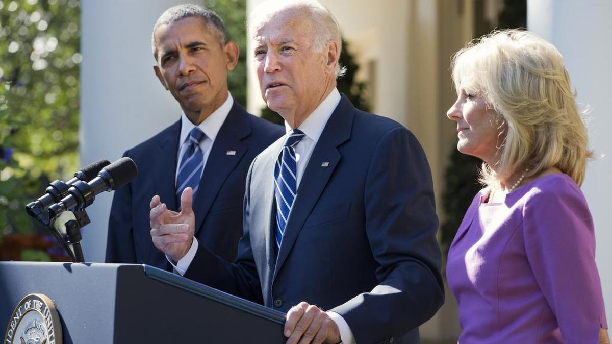 Vice President Joe Biden, with his wife Dr. Jill Biden, right, and President Barack Obama announces that he will not run for the presidential nomination, Wednesday, Oct. 21, 2015, in the Rose Garden of the White House in Washington.