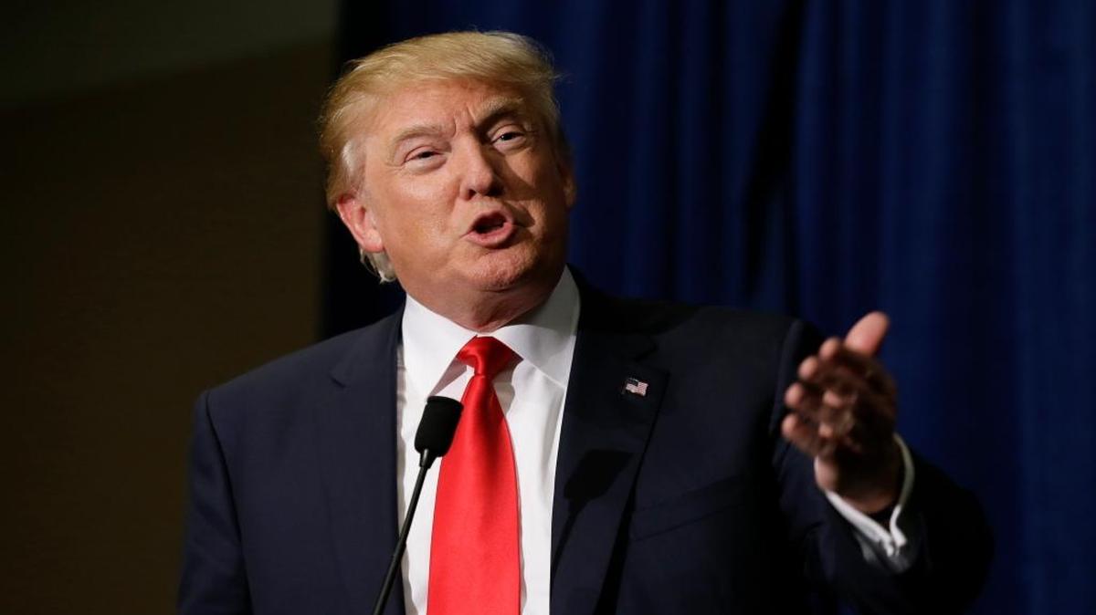 
Republican presidential candidate Donald Trump speaks during a news conference, Tuesday, Aug. 25, 2015, in Dubuque, Iowa. 
