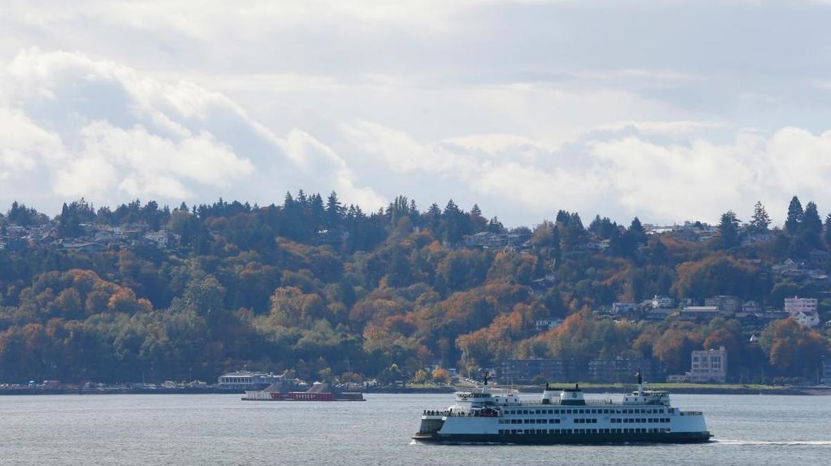 Washington state’s top political leaders fear that President Trump’s first budget could jeopardize federal funding for plans to clean up Puget Sound, one of the nation's largest estuaries. Here, a Washington state ferry sails on Elliott Bay near West Seattle.