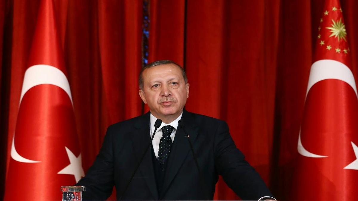Turkey’s President Recep Tayyip Erdogan delivers a speech at a dinner in Ankara, Turkey, on April 27, 2017.