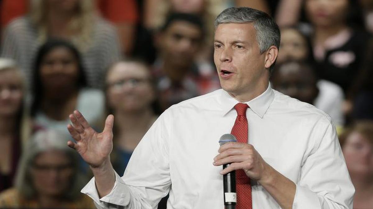 
Education Secretary Arne Duncan speaks during a town hall meeting in Des Moines, Iowa, on Sept. 14, 2015. Duncan is stepping down in December after 7 years in the Obama administration as Education Secretary. Duncan says in a letter to staff that he’s returning to Chicago to live with his family.

