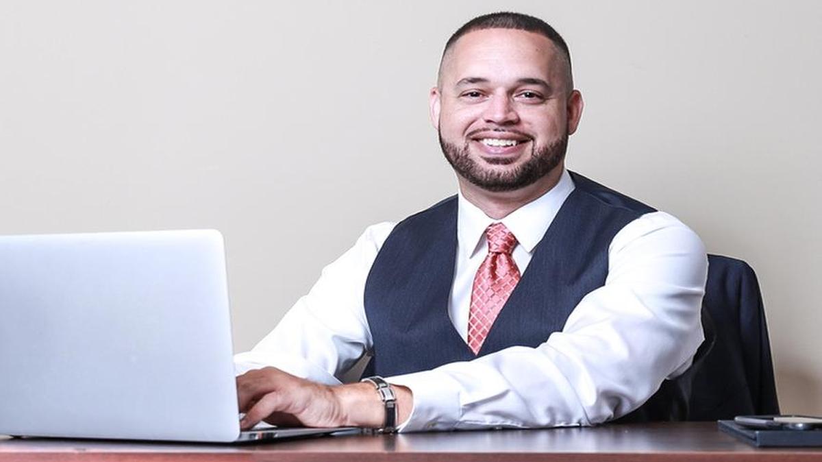 Kenneth Bowen, a former N.C. teacher and principal, will travel to Washington later this month to join in education discussions.