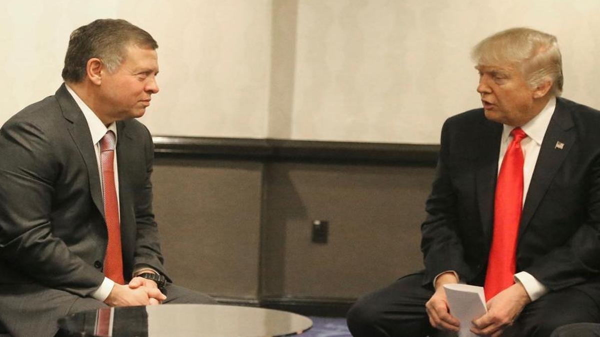 US President Donald Trump (right) meets with King Abdullah II of Jordan in Washington on Feb. 2, 2017.