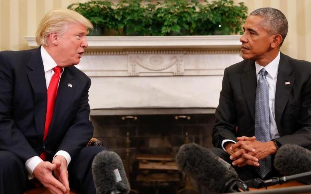 President Barack Obama with President-elect Donald Trump during their meeting in the Oval Office of the White House in Washington, Thursday, Nov. 10, 2016.